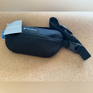 United Airlines   Therabody Travel Amenity Kit